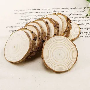 Необработанные натуральные круглые деревянные круги, большие деревянные ломтики