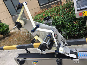 Machines automatiques d'étiquetage de surface plate de plan supérieur de plateau d'autocollant de nourriture - Product Image 4