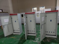 Armoire de distribution basse tension triphasée à quatre fils personnalisée pour la distribution d'énergie industrielle générale