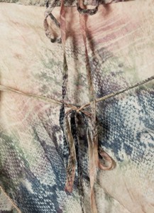 Robe courte en satin à manches longues et coupe trapèze pour femme, avec doublure en soie, écologique, idéale pour les fêtes et les vacances d'été - Product Image 6