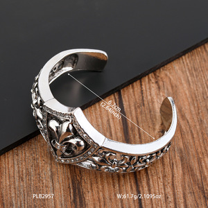 Bracelet en alliage pour homme en forme de bouclier, design fleur de lys en argent tibétain, bijoux de mode - Product Image 3