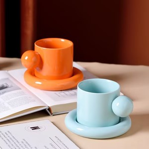 Vendita a caldo in alta qualità manico a sfera tazza per biscotti in ceramica tazza e piattino Set - Product Image 3