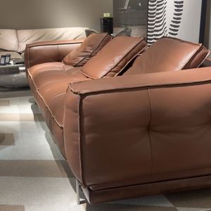 Divano Componibile Moderno di Lusso in Vera Pelle 100% dalla Fabbrica di Foshan, Stile Americano Rosso per Soggiorno di Casa e Villa - Product Image 5