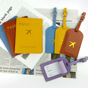 Logotipo personalizado Etiqueta de equipaje Conjunto de regalo de viaje Funda de pasaporte de cuero Pu Funda de viaje Soporte de pasaporte personalizado de PU - Product Image 6