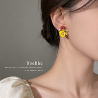 Boucles d'oreilles à clip en émail fleuri vintage plaquées or 18 carats, bijoux élégants pour femmes