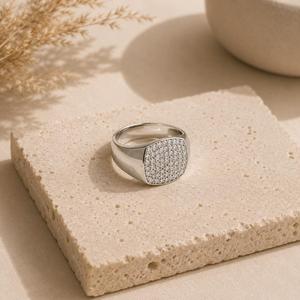 Bague signet en or jaune 18 carats sertie de diamants, bande en or massif, bague statement pour homme, bijoux fins, cadeau d'anniversaire de mariage - Product Image 5