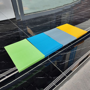 Revêtement d'<span class=keywords><strong>escalier</strong></span> <span class=keywords><strong>en</strong></span> <span class=keywords><strong>vinyle</strong></span>, épaisseur 2, 3, 4, 5 mm, revêtement d'<span class=keywords><strong>escalier</strong></span> <span class=keywords><strong>en</strong></span> PVC, bonne résistance à l'abrasion, marche d'<span class=keywords><strong>escalier</strong></span> <span class=keywords><strong>en</strong></span> PVC - Product Image 3