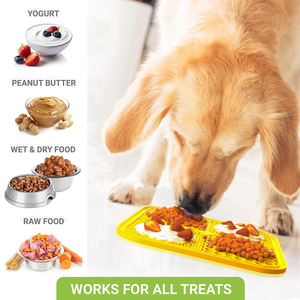 Alfombrilla de silicona para lamer para perros y gatos, 4 en 1, de grado alimenticio, comedero lento para perros con espátula y cepillo, alfombrilla para lamer para mascotas para aliviar la ansiedad - Product Image 5