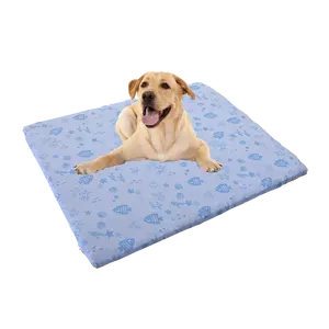 Özelleştirilmiş çeşitli boyutları pet mat hava karbon fiber malzeme nefes yıkanabilir kir dayanıklı koku giderme köpek yatak