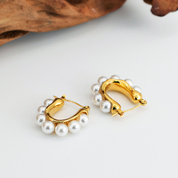 Vente en gros de boucles d'oreilles en perles en forme de U de haute qualité boucle d'oreille torsadée géométrique multicouche bijoux de boucle d'oreille en acier inoxydable pour femme