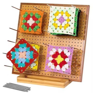 Tabla de tejer de madera de bambú, herramienta perforada cuadrada de 30x30cm para manualidades con hilo, para decoración del hogar - Product Image 1