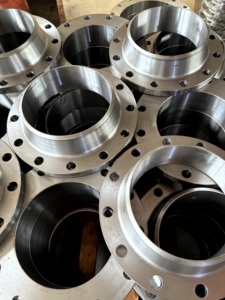 ASME b16.5 lớp 300lb trượt hợp kim thép mặt bích Hàn F22 F91-Loose ống giả mạo A105 mặt bích cổ Hàn mặt bích lỗ mặt bích - Product Image 2