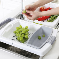Planche à découper multifonctionnelle intelligente 3 en 1 en plastique vert avec passoire et fonction pliable en PP