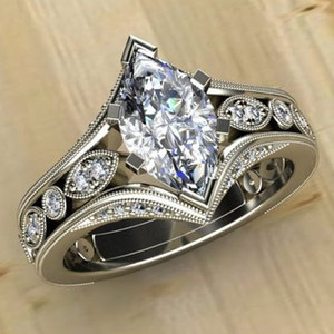 Anello da Donna Versatile e Chic con Zirconi a Forma di Marquise Traforati - Product Image 1