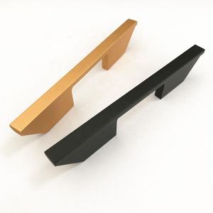 Armadio da cucina in alluminio porta in ottone oro CNC mobili lungo armadio maniglia <span class=keywords><strong>per</strong></span> camera da letto uso esterno e Villa - Product Image 2