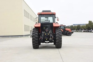 Tractor de Ruedas Pequeño Kat1204 de la Marca Top Top, Tractor Chino 4x4 de 4-5 Toneladas, Maquinaria Agrícola, Maquinaria para Movimiento de Tierras - Product Image 3