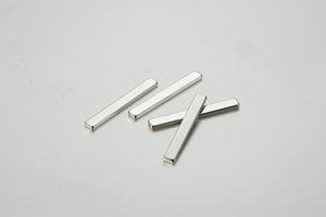 TRONSUM Imán industrial personalizado N42 N35 L68x4x4mm N52 Imán de neodimio Potente permanente Precio de fábrica al por mayor - Product Image 3