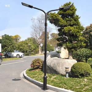 Poteau d'éclairage public en alliage d'aluminium LED IP65 Garantie 10 ans Contrôle par détecteur de mouvement Personnalisable 60-76 poteaux disponibles - Product Image 5