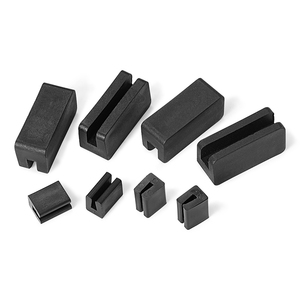 Abrazaderas de tubo cuadrado de hierro PE con ranuras protectoras, almohadillas antideslizantes para patas de taburete, herrajes de 2, 4, 6, 8 mm - Product Image 1