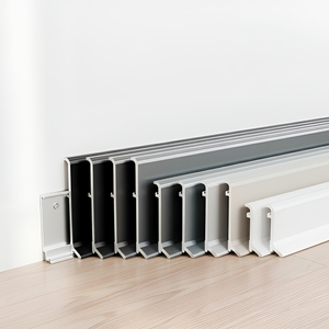 Plinthe en aluminium mince de 1,1 mm d'épaisseur - Installation facile par clipser, résistante à l'eau, design moderne, pour la décoration de la maison et du bureau - Product Image 1