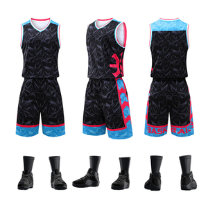Conjunto de Camiseta y Pantalones Cortos de Baloncesto Personalizados por el Fabricante, Uniformes Estilo Equipo de Liga para Entrenamiento y Uso por los Aficionados - Product Image 4