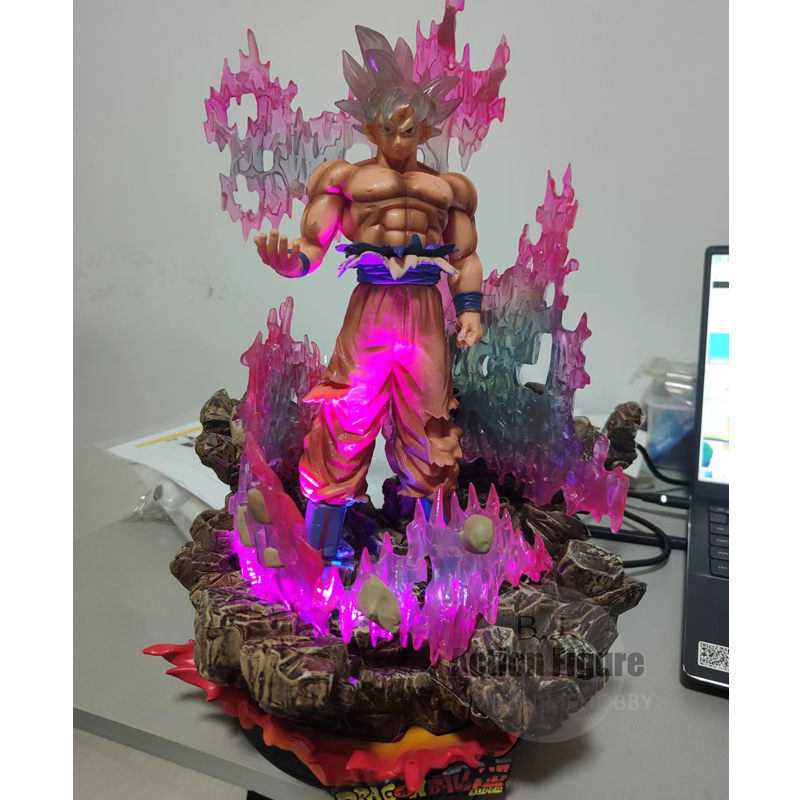 FIGURINE DRAGON Ball Z en PVC Son Goku Cheveux blancs Gk 24,5 cm avec