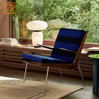 Fauteuil simple de style américain rétro avec cadre en bois et pieds en métal, pour salon, hôtel, villa, appartement, fauteuil de détente avec accoudoirs