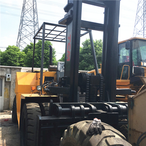 Chariot élévateur d'occasion TCM FD200 pour travaux de terrassement - Offre Spéciale - Product Image 5