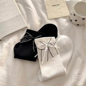 ถุงเท้าผู้หญิงไม่มีกระดูกผูกโบว์, ถุงเท้ายาวปานกลางสีดำขาวไม่เป็นรอย - Product Image 2