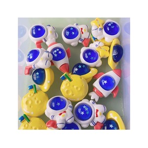 Dễ thương Phi Hành Gia tên lửa nhựa quyến rũ flatback không gian theo chủ đề DIY Craft Nguồn cung cấp, trường hợp điện thoại, phụ kiện tóc, scrapbooking, giày - Product Image 5