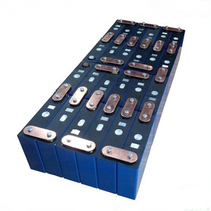 แบตเตอรี่ลิเธียมโซลาร์ LPF 24V 300Ah พร้อมระบบจัดการแบตเตอรี่อัจฉริยะ (BMS) สำหรับเครื่องใช้ไฟฟ้าภายในบ้านและระบบไฟฟ้า - Product Image 6