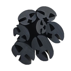 Garniture de <span class=keywords><strong>joint</strong></span> de verre de pare-brise automobile Bande de caoutchouc EPDM avec insertion de plaque en acier à trois embouchures - Product Image 2