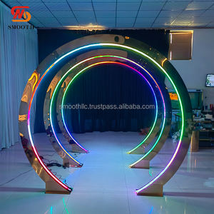 Arco de Entrada para Bodas con Túnel Redondo Reflectante de Espejo Plateado de Acero Inoxidable Personalizado SMOOTH - Product Image 5