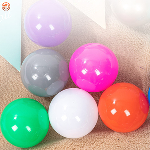 Bolas <span class=keywords><strong>de</strong></span> plástico <span class=keywords><strong>de</strong></span> polietileno <span class=keywords><strong>de</strong></span> 55 mm sin BPA, coloridas, a prueba <span class=keywords><strong>de</strong></span> golpes, <span class=keywords><strong>para</strong></span> piscinas <span class=keywords><strong>de</strong></span> bolas, juguete <span class=keywords><strong>de</strong></span> baño, bolas huecas suaves <span class=keywords><strong>de</strong></span> colores brillantes - Product Image 4