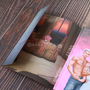 Fundas Protectoras con Estampado en Relieve e Impresión a Doble Cara, Encuadernación Offset Perfecta, Libro de Tapa Dura para Estudiantes y Amantes de la Lectura, con Marcador - Product Image 2