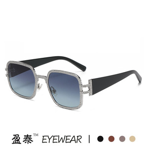 แว่นกันแดดทรงเหลี่ยมยี่ห้อ Yingtai กรอบโลหะ ป้องกันรังสียูวี 400 แฟชั่นสำหรับผู้หญิง - Product Image 1