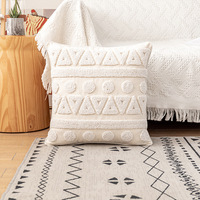 Taie d'oreiller géométrique tuftée nordique moderne de haute qualité avec housse de coussins de dos de canapé à pompon