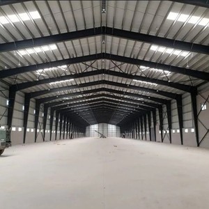 Nave prefabricada de estructura de acero, cobertizo estándar americano, kit de construcción de estructura metálica para granero. - Product Image 1