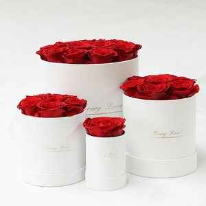 ของขวัญวันวาเลนไทน์ วันแม่ วันรับปริญญา ดอกกุหลาบนิรันดร์ธรรมชาติ ดอกไม้สดคงสภาพตลอดกาล ทำด้วยมือในกล่อง - Product Image 2