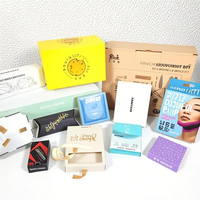 Dossiers personnalisés avec logo en feuille d'or gaufrée, découpés à la forme, doublés d'une éponge, solution pour les petites entreprises, cadeau personnalisé 'Merci', papier mat UV