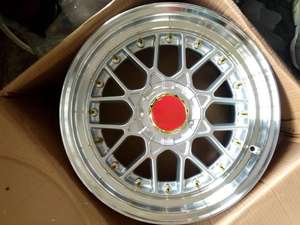 Jantes en alliage de voiture Xinlin Flow Forming Deep Dish 15X8J/9J ET10 4X100/114.3 pour Polo <span class=keywords><strong>Mazda</strong></span> <span class=keywords><strong>MX5</strong></span> City Civic Camry Voiture de tourisme - Product Image 4