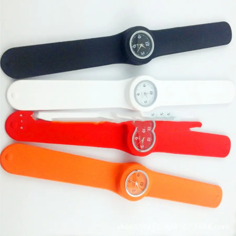 Hot sale nice price fashion popular cheap cute silicone waterproof pat belt watch as gift