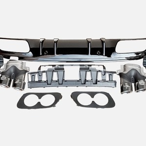 Système d'échappement avec diffuseur arrière pour Mercedes-Benz Classe C W205, finition noir et argent, amélioration de la sortie d'échappement, 130 mm, acier inoxydable - Product Image 1