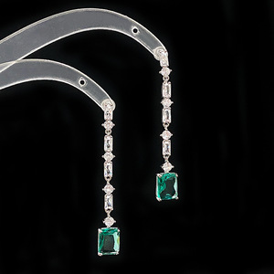 Pendientes de tuerca de circonita cúbica verde brillante con flecos de aleación, estilo Zhao Lusi <span class=keywords><strong>Xu</strong></span> Yan, para fiesta romántica, para mujer - Product Image 4