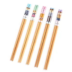 Sumpit dikarbonisasi Tiongkok sumpit bunga dicetak 5 warna sumpit menyesuaikan kotak kayu emas 24cm