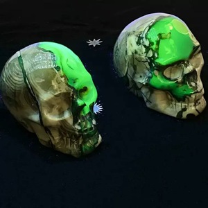 Calaveras de Cristal de Ágata Volcánica Fluorescente Natural al por Mayor, Talladas a Mano, Pulimentadas, Figuras de Piedra Curativa, Decoración Feng Shui, Halloween - Product Image 2