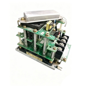 Variateur de fréquence JUSP-WS05AAY17 pour contrôleur de robot XRC, haute performance industrielle, authentique, en stock, expédition rapide, prêt à l'emploi immédiat - Product Image 1