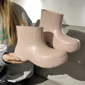 Botas de Lluvia Impermeables para Mujer, Estilo Casual Urbano, con Plataforma Gruesa y Cómoda, para Ir al Trabajo, Ir de Compras y Actividades en Días Lluviosos - Product Image 2