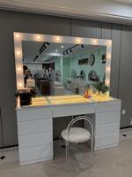 Ensemble de coiffeuse sans poignée avec organisateur de bijoux intégré et miroir à ampoules LED, vente en gros, directement de l'usine