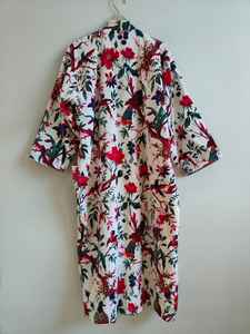 Robe kimono en velours à imprimé animal jungle pour femmes, col en V, manches longues, longueur totale, décontractée, luxueuse, pour l'hiver - Product Image 4